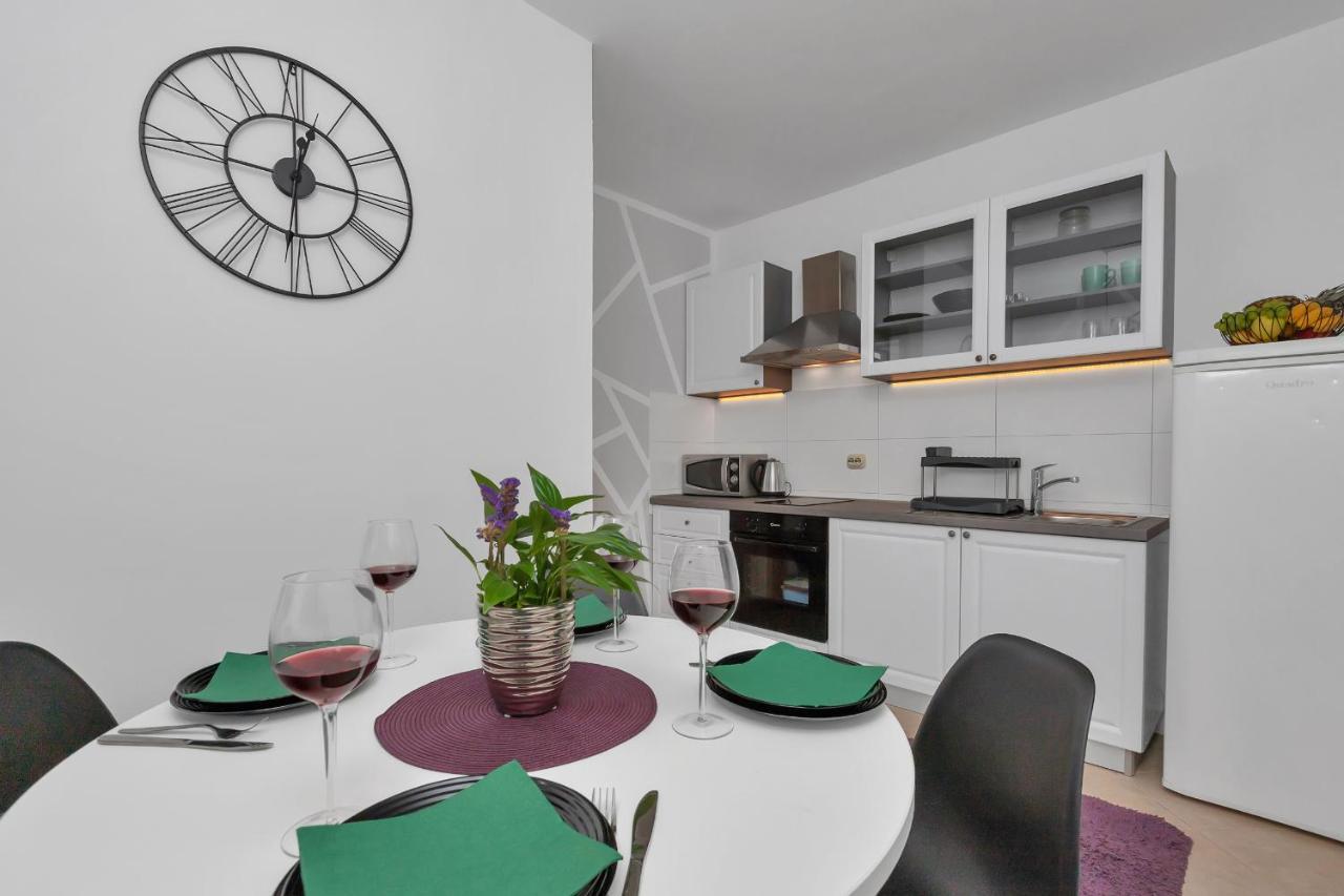 Apartmani Luna Baška Voda Exterior foto