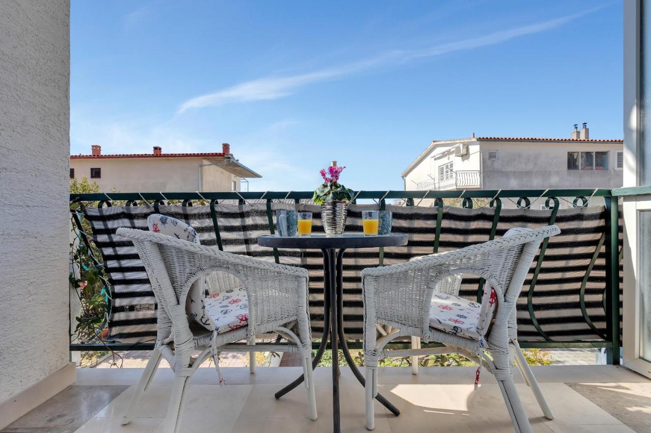 Apartmani Luna Baška Voda Exterior foto
